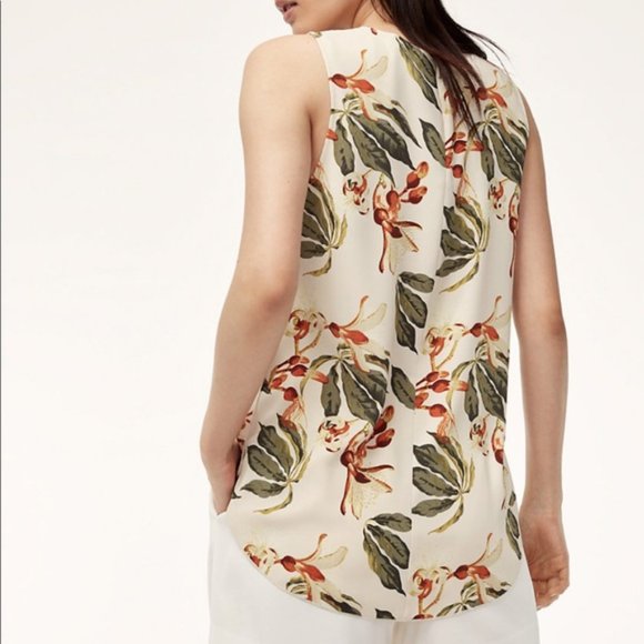 Babaton Adelard Sleeveless Blouse - Picture 6 of 7